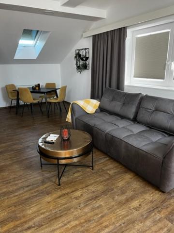 Hotel Stiegler Bed & Breakfast Timelkam Exterior photo