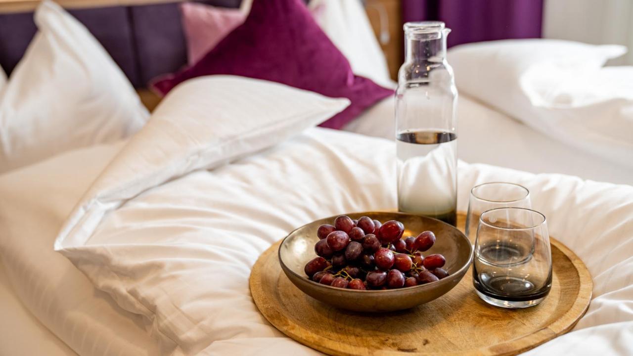 Hotel Stiegler Bed & Breakfast Timelkam Exterior photo